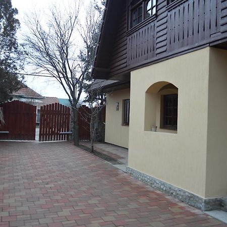 La Mos Pavel Hotel Noslac Luaran gambar