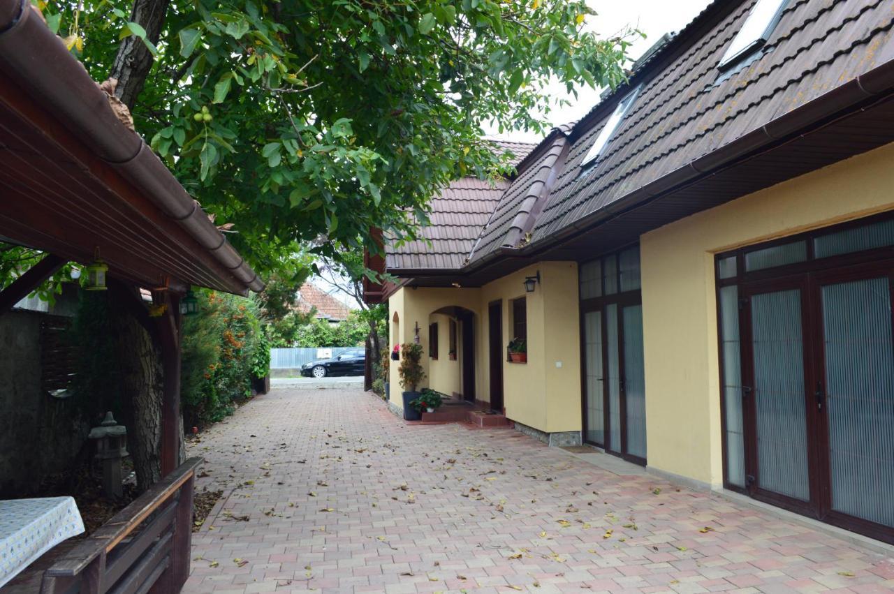 La Mos Pavel Hotel Noslac Luaran gambar